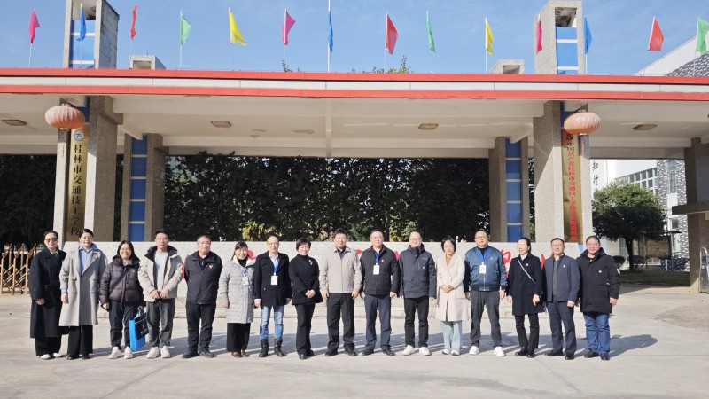 学院党委开展“四强”党支部建设专题党建交流活动